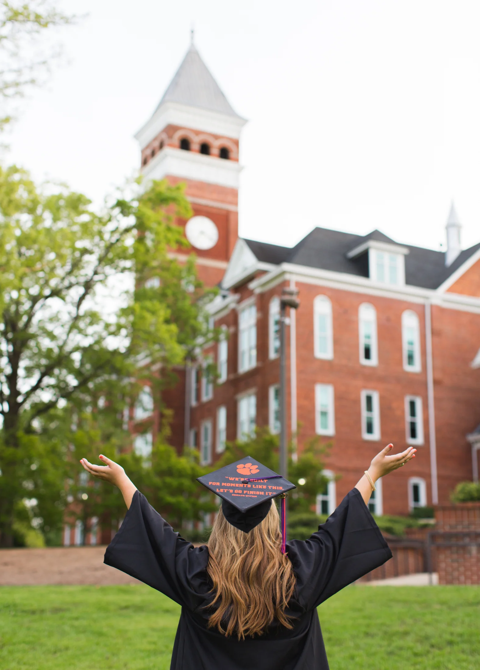 Ashley Hudgins-Clemson University Senior Photos_2017-9213.jpg