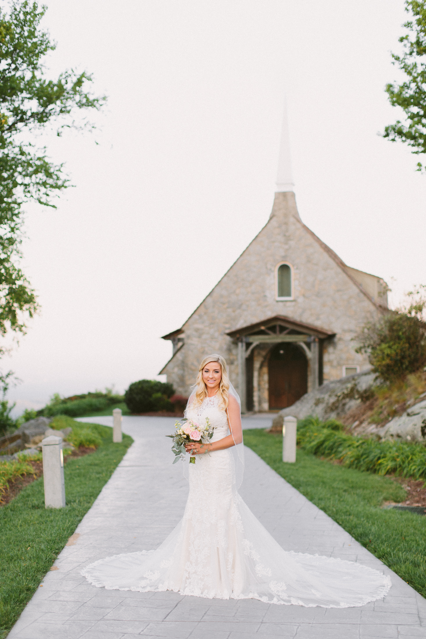 glassy chapel bridals-3309.jpg