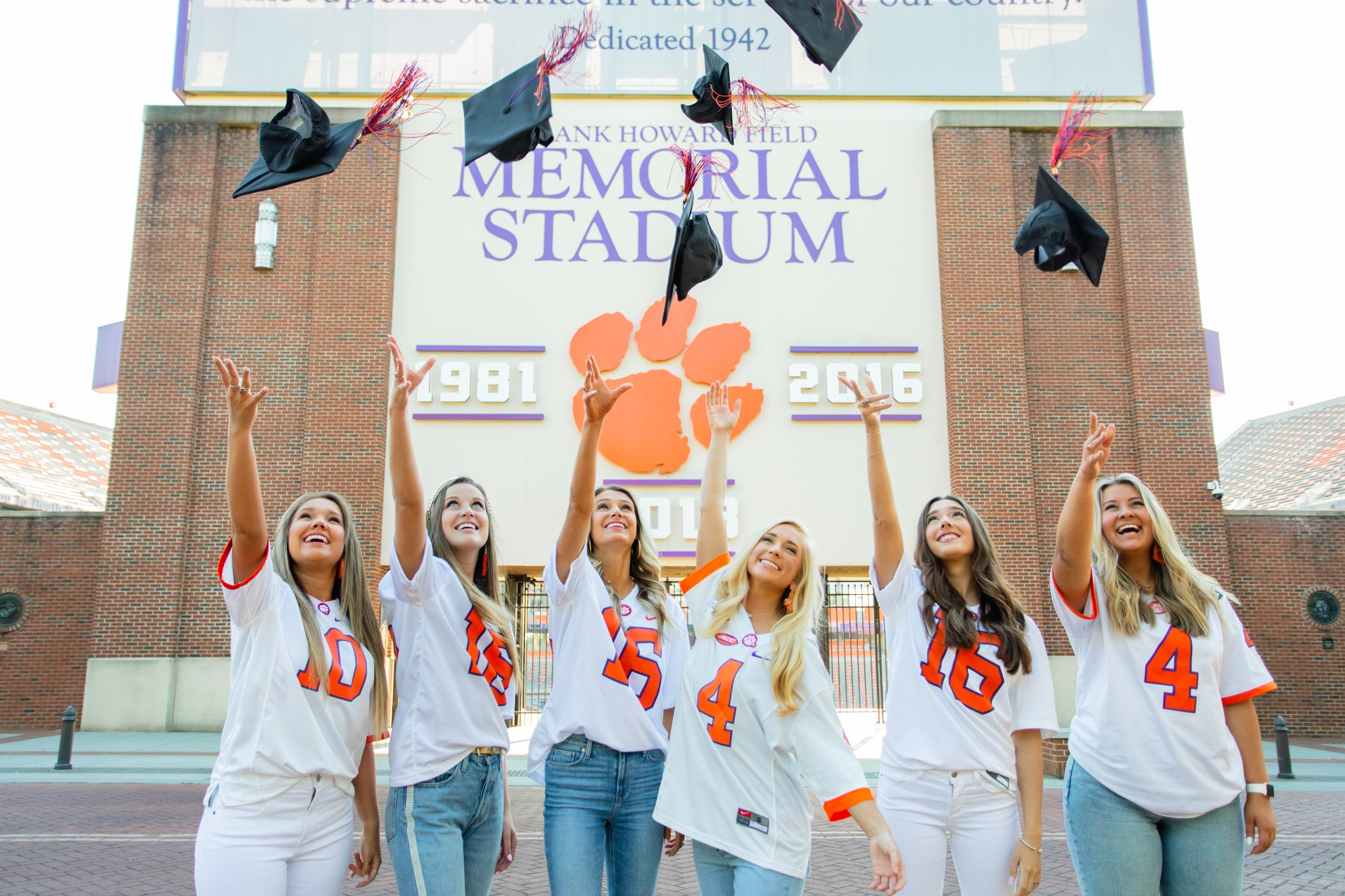 Clemson_Graduation_Group_Photos-9695.jpg