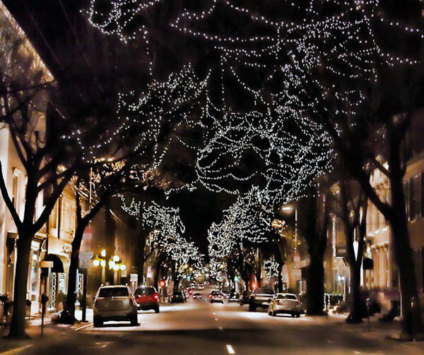 Christmas Eve & Christmas Day Cafe Nola Will Be Closed