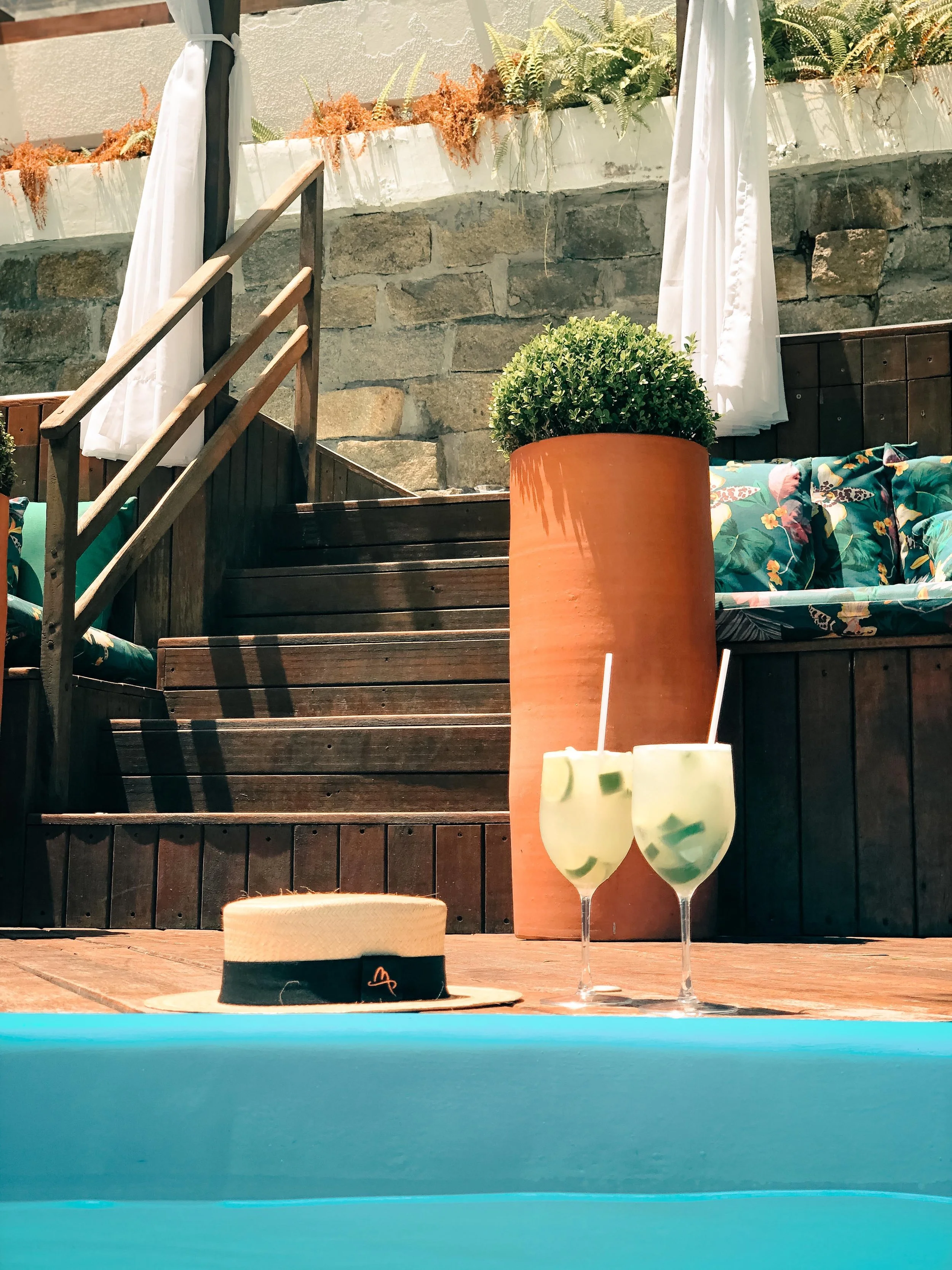 Piscinas — Hotel Rieger | Balneário Camboriú