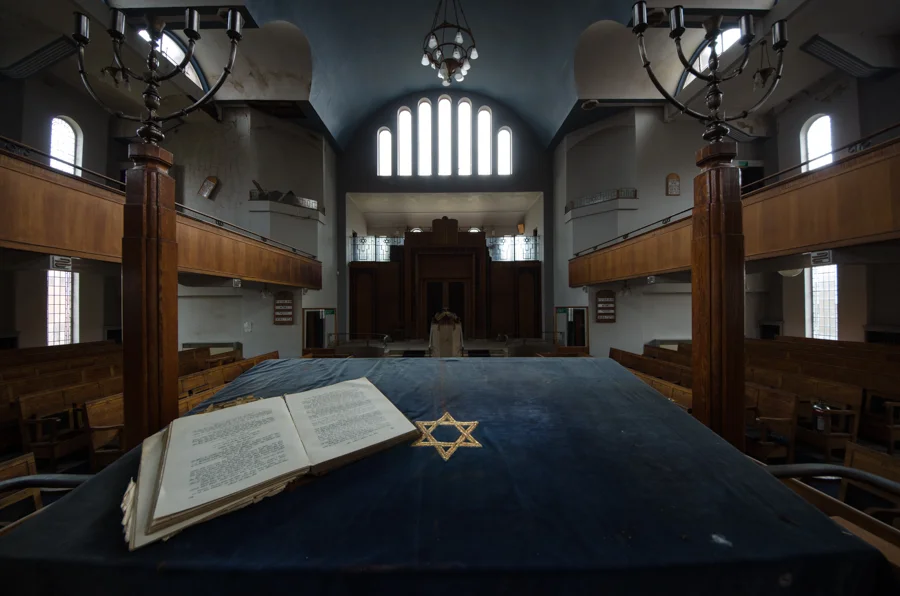 Abandoned synagogue, The Ark. urbex