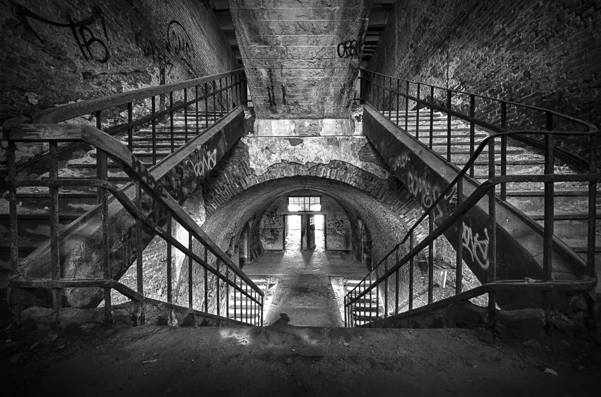  Fort De La Chartreuse those stairs   abandoned fort  