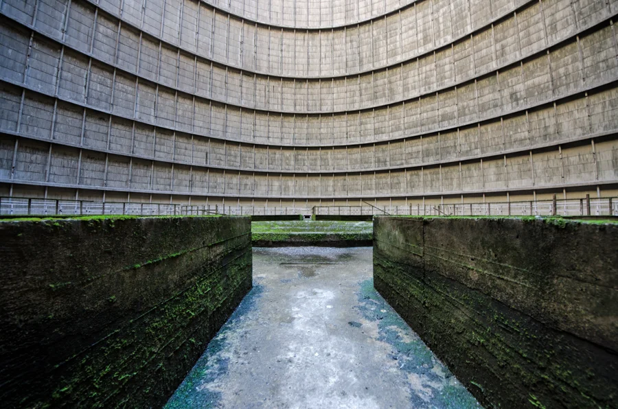 IM COOLING TOWER: WALKWAY