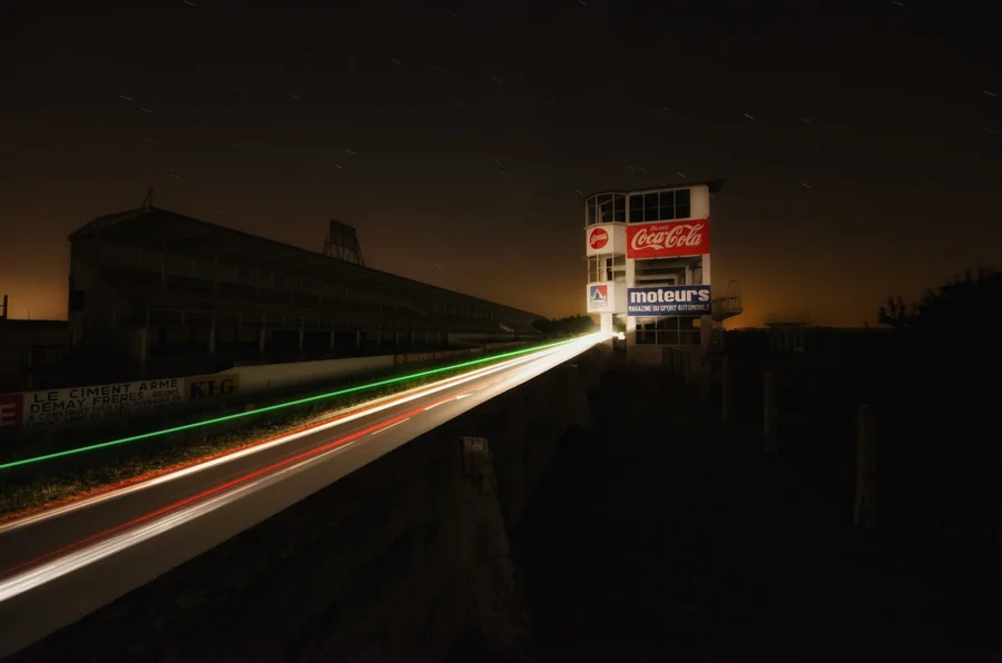 Reims racetrack: Five Minute Exposure