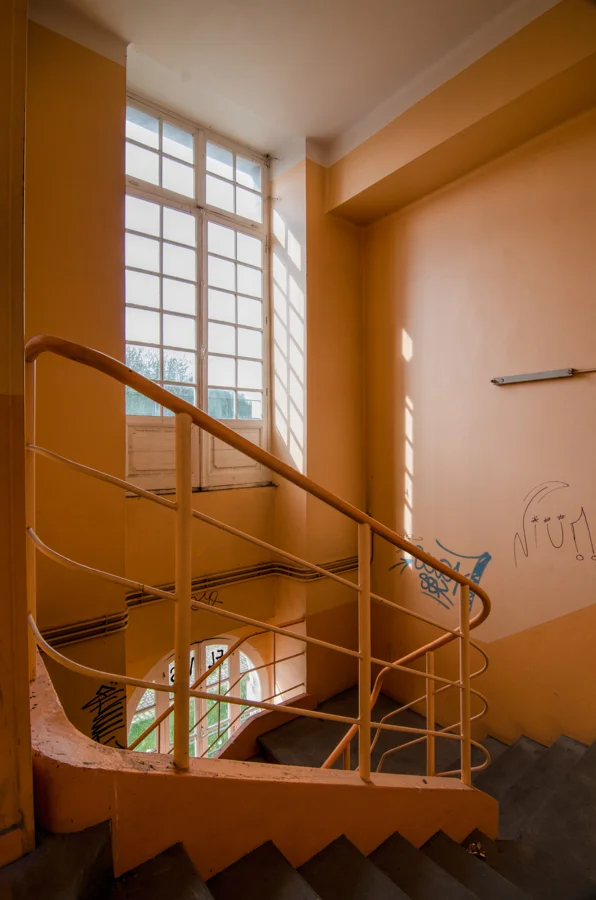 h15-abandoned prison urbex