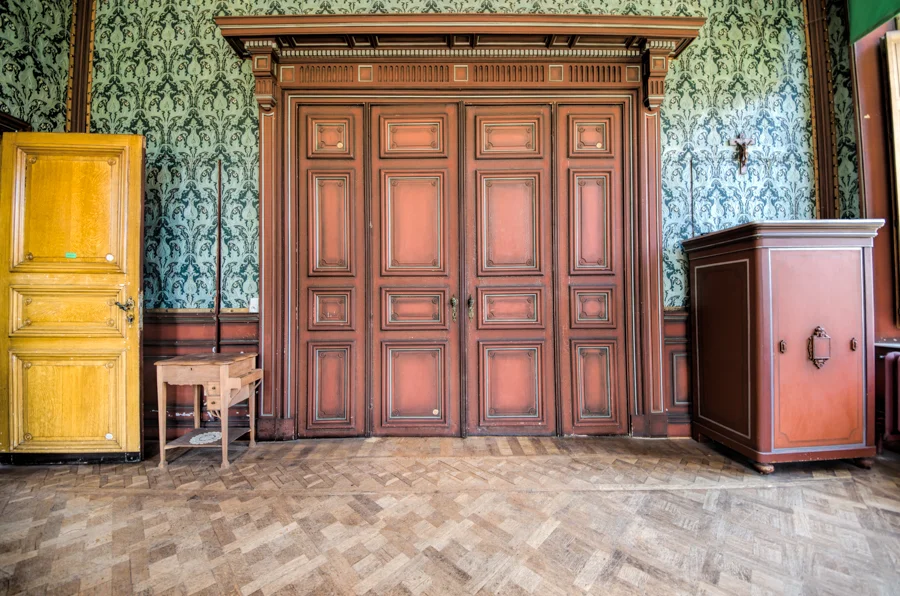 Chateau JM Abandoned chateau urbex