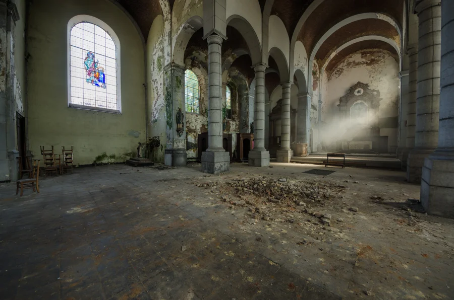 abandoned. Church Of Decay urbex