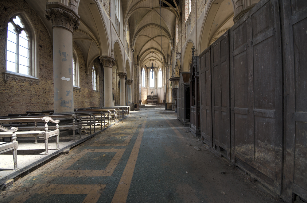 Urbex: Blue Christ Church.