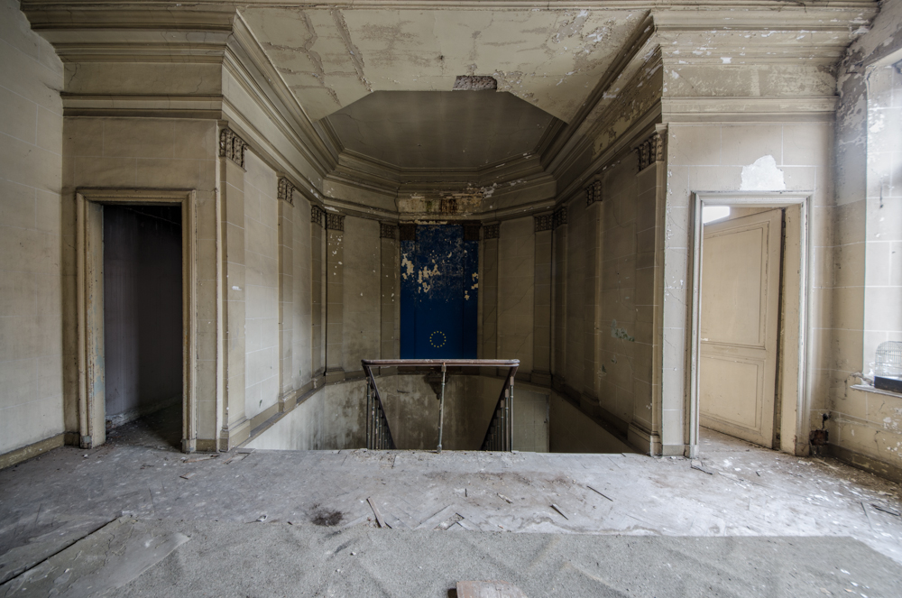 Chateau Venetia Urbex