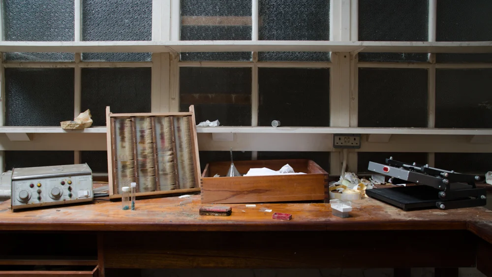 Abandoned: West park Histopathology Desk