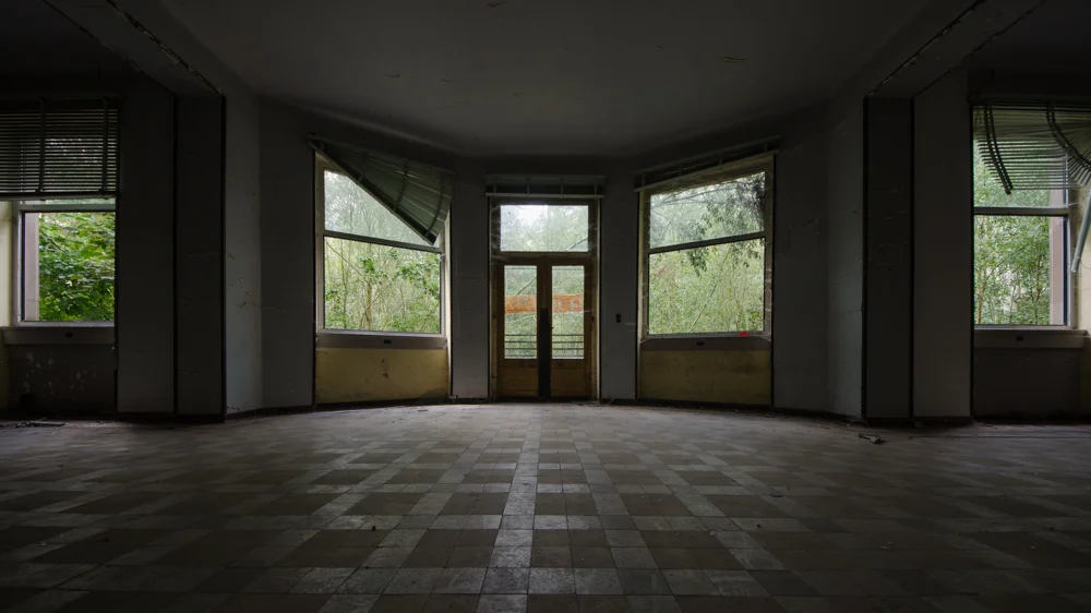 Urbex: Pensionnat Catholique Abandoned school in France