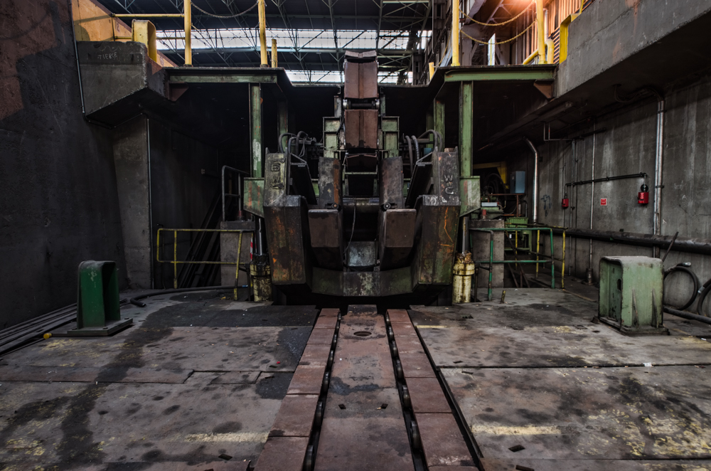 Urbex: Heavy Metal