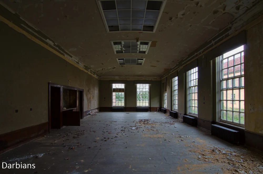 CMP_4733-Edit-2.jpg