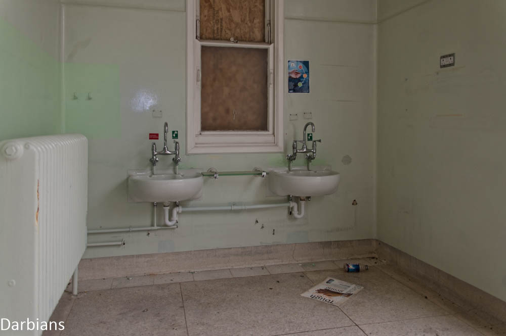 Urbex: War Memorial Hospital