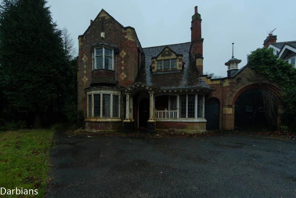 Urbex: Mail Manor External