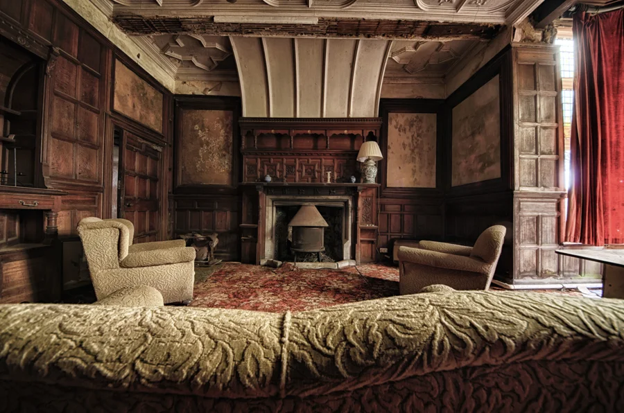 Abandoned: Pothole Manor