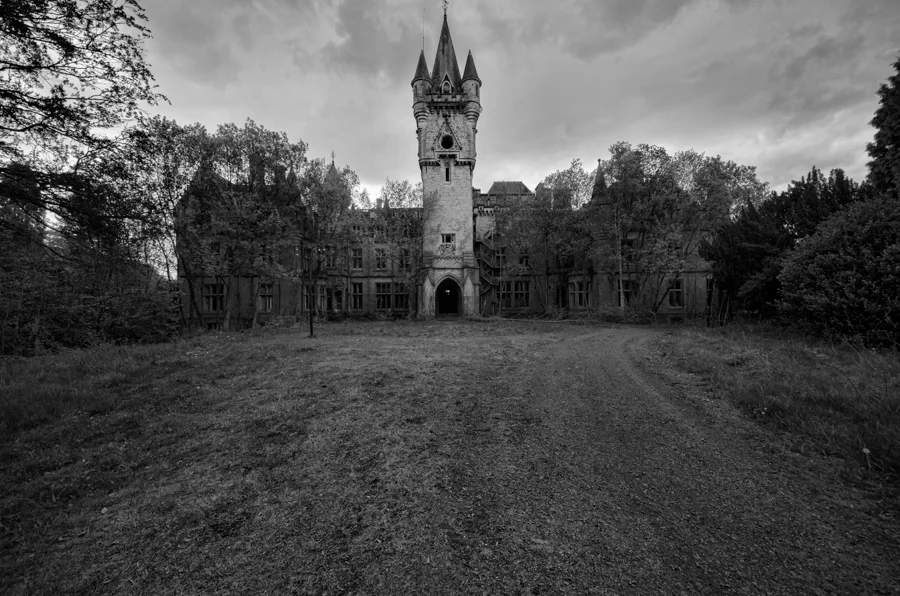 Abandoned: Chateau Miranda