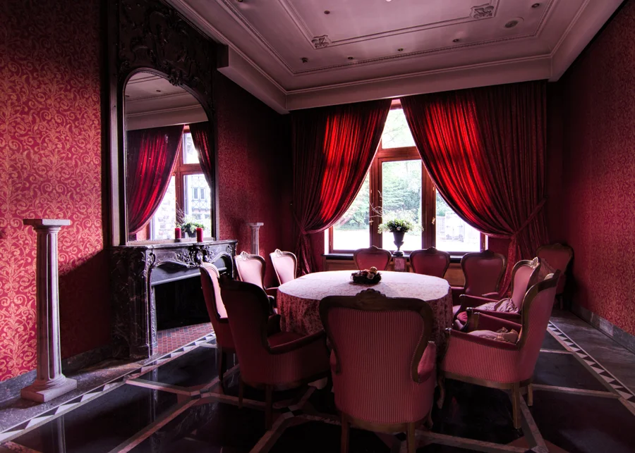 Abandoned: Chateau De Bois