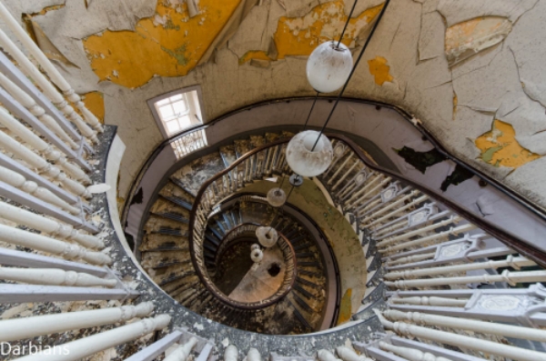 CMP_9720-Edit.jpg
