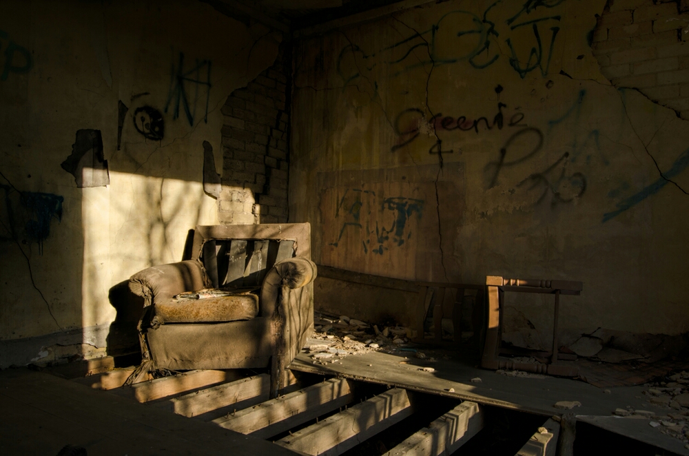 A small derelict house I spotted on the roadside.. Would of been a total waste of time but the timing with the light was just right for this shot. Which is a personal favourite.