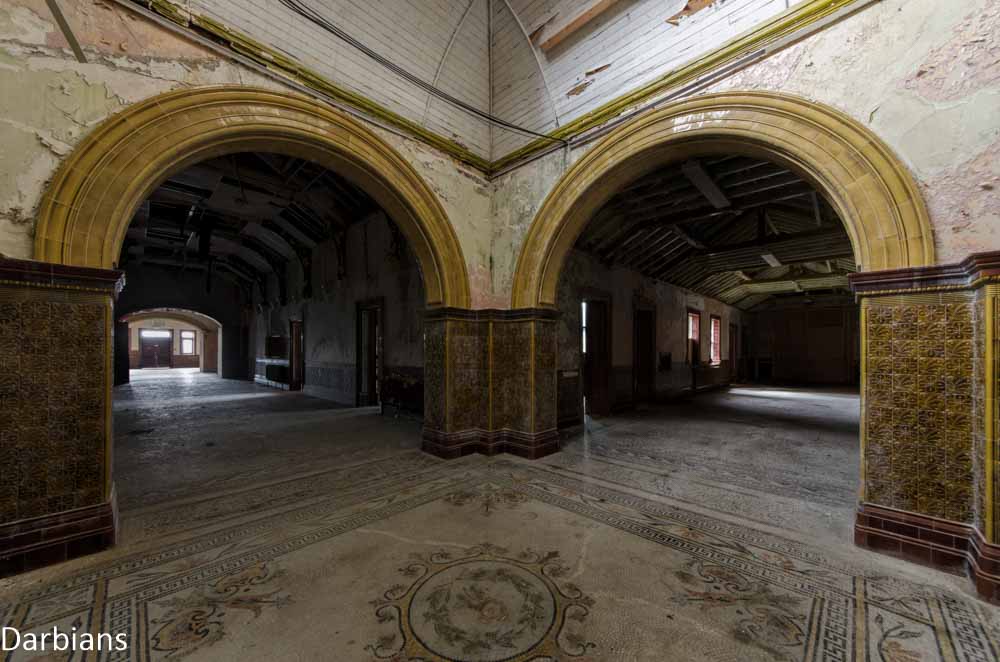 High Royds Hospital