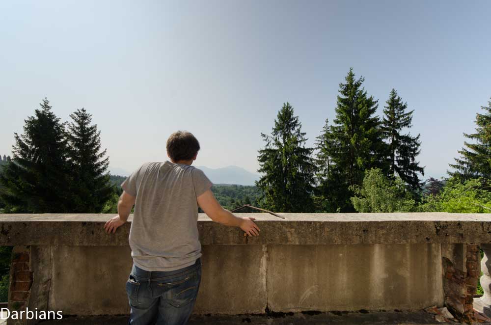 CMP_9073-Edit.jpg