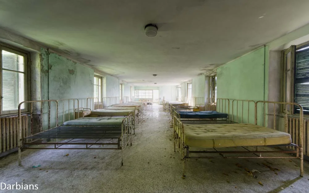 Red Cross Hospital Italy Beds