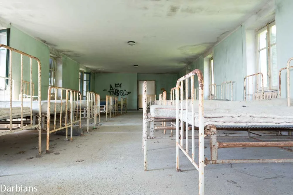 Red Cross Hospital Italy Beds