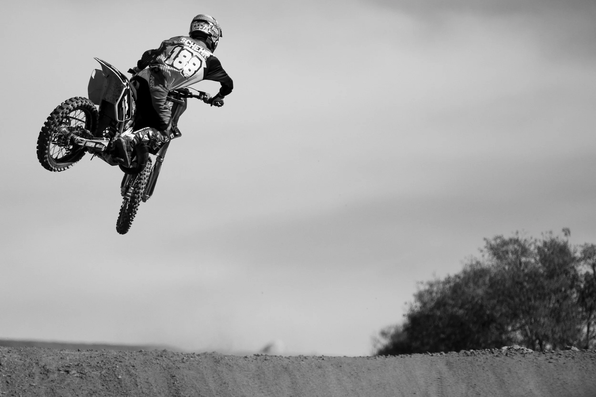 Just a Lazy Monday at Cahuilla with Challen Tennant, Bradley Taft and Gage Schehr