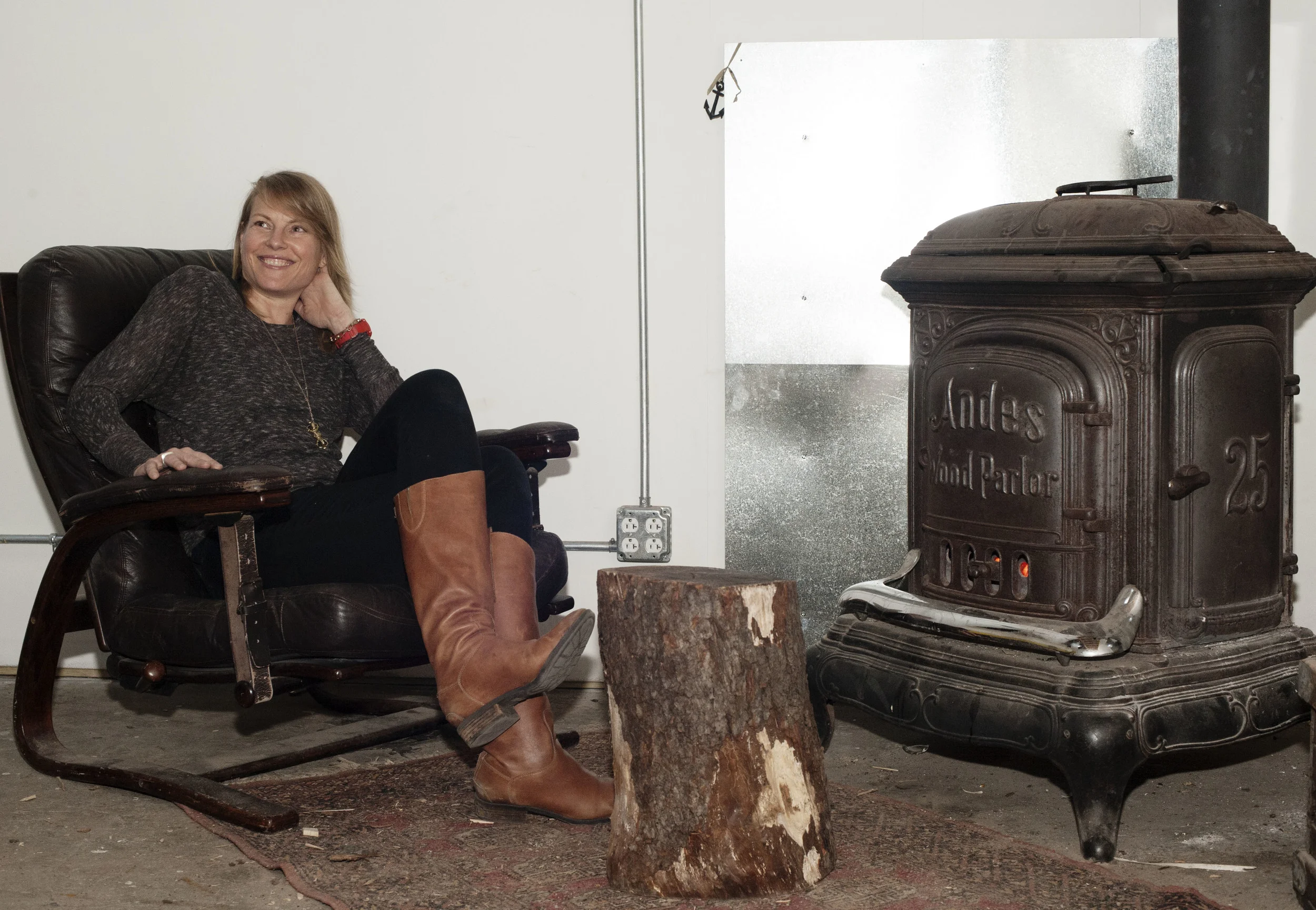 Fireplace2.jpg