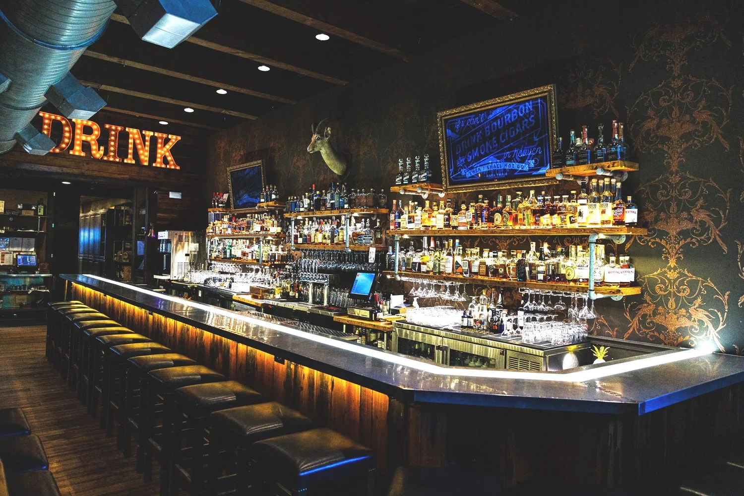 Bar photo 1