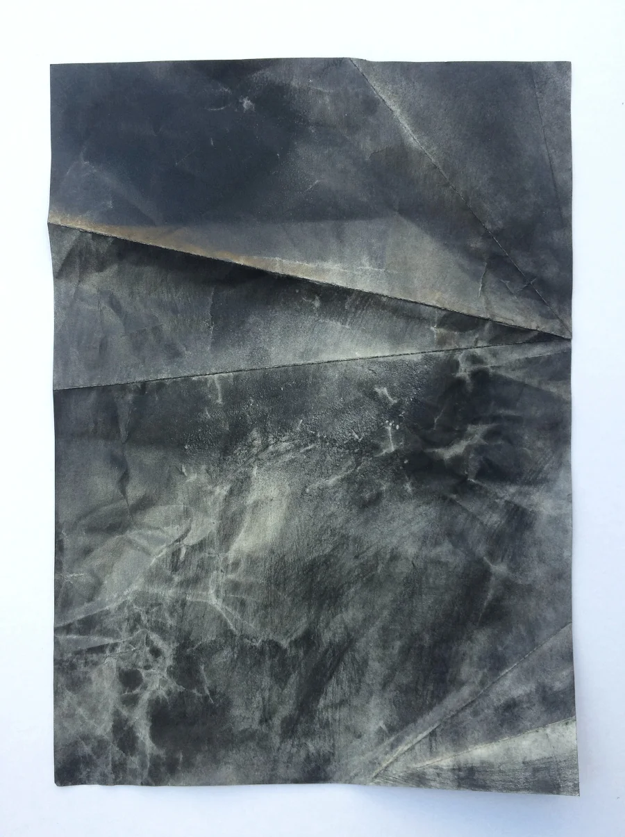 Untitled, 2015 Charcoal, pastel and pencil on paper 29,7 x 21 cm