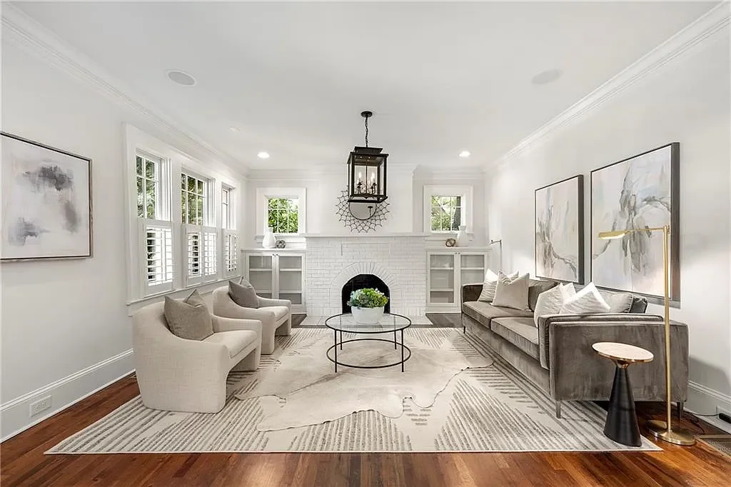 Iris &amp; Oak Interiors