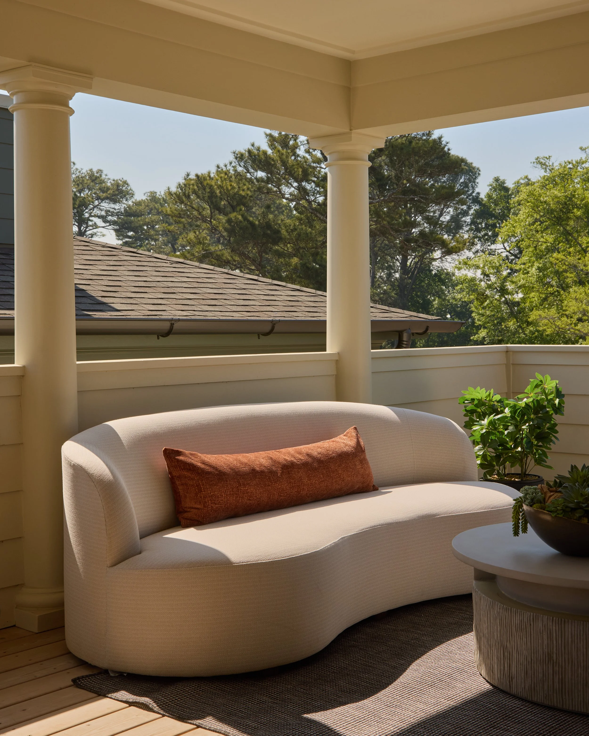 Iris &amp; Oak Interiors