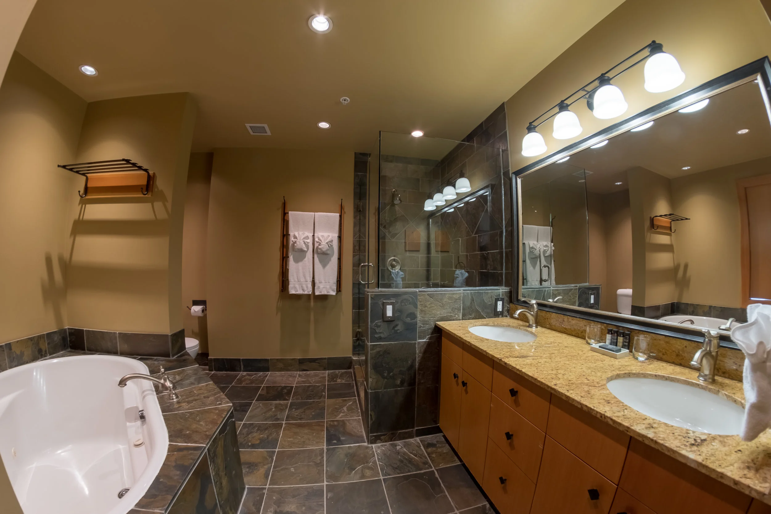 Main Lodge Suites-3-2.jpg