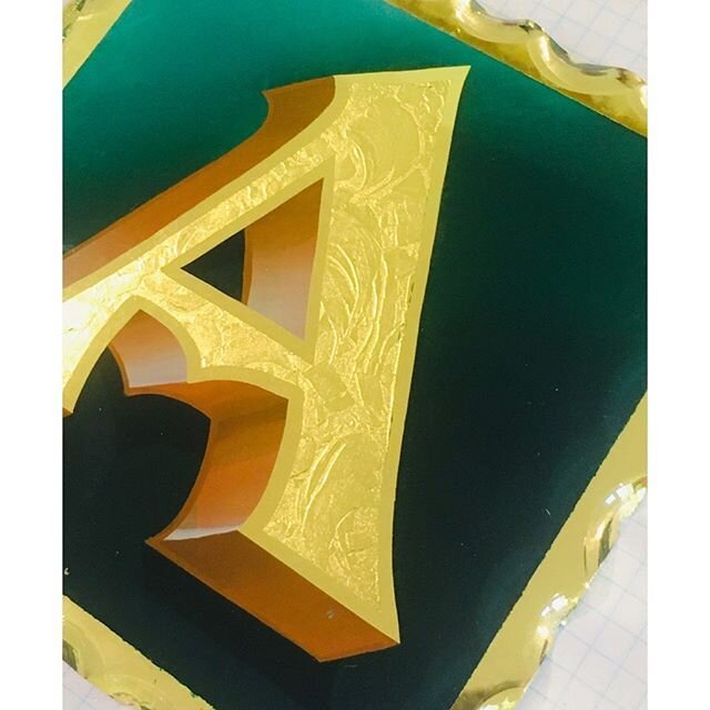 ➖ Ornaments Series ➖
_
Super chuffed with my &lsquo;A&rsquo; crafted by the brilliant Archie of @irregularsigns - a faux glue chip effect, some oranges &amp; greens, with scalloped edges. A treat to myself for submitting the ole&rsquo; PhD / celebrat