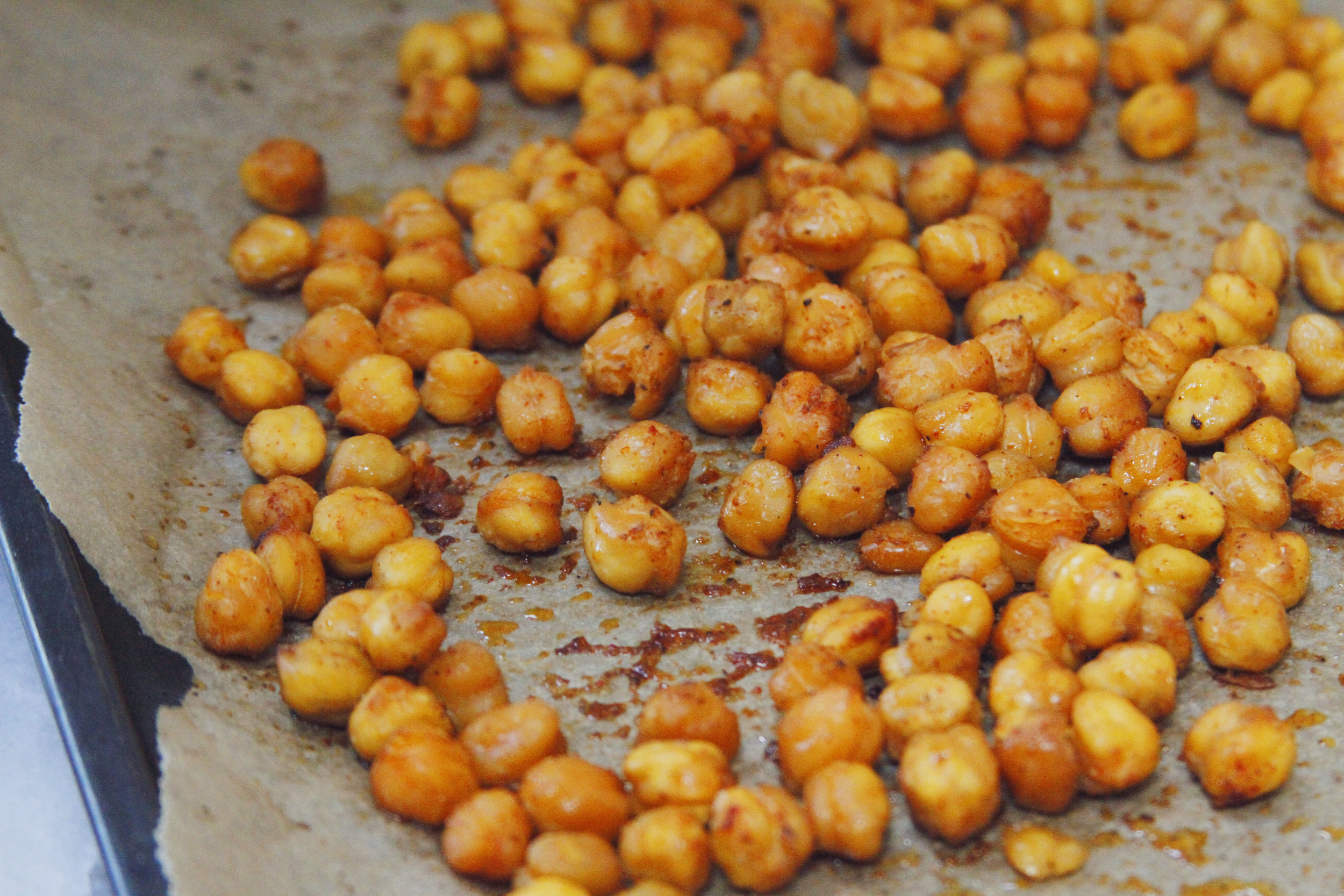 Spicy baked chickpeas // Print (Em) Shop