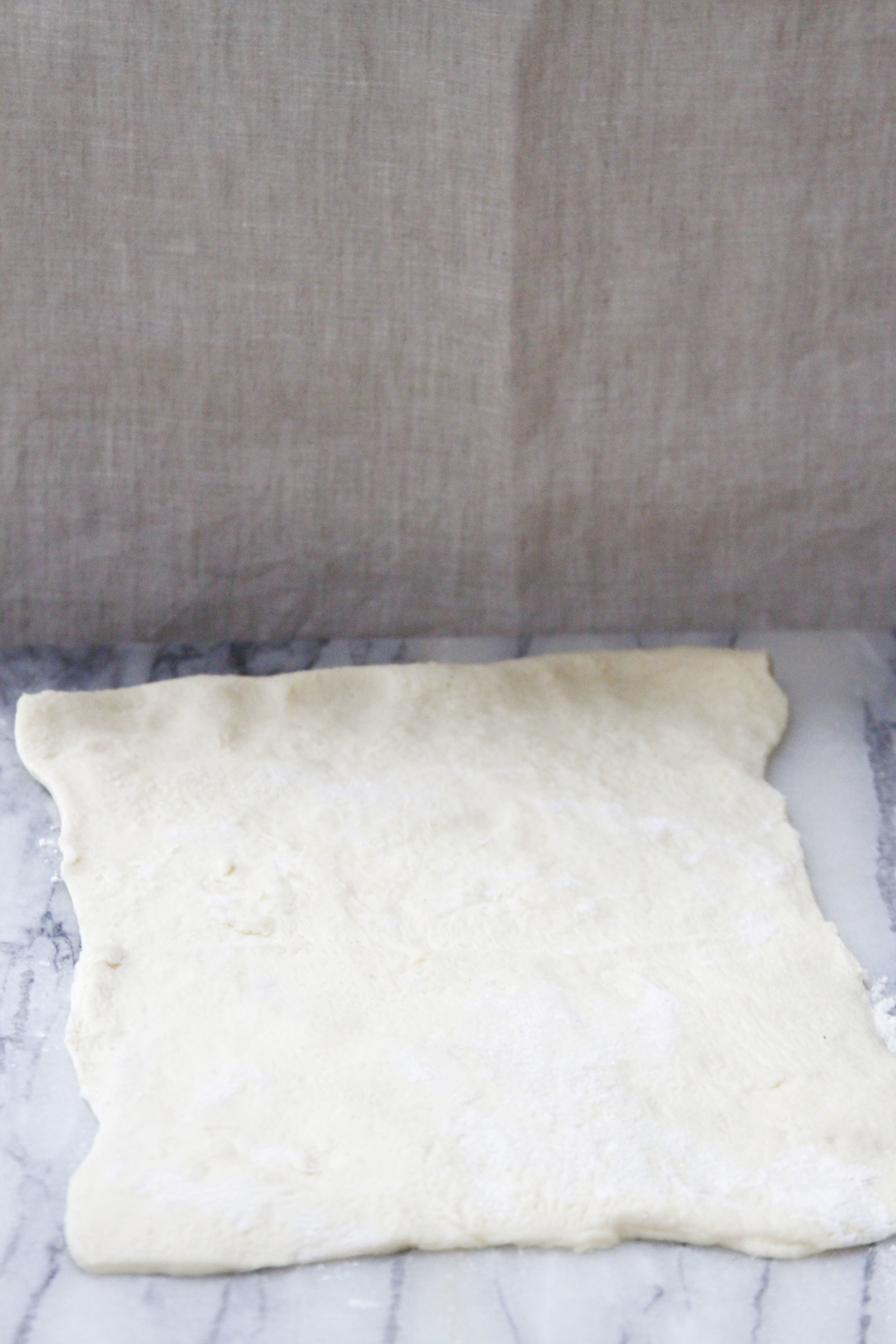 Easy blueberry glazed doughnuts // print (em) shop