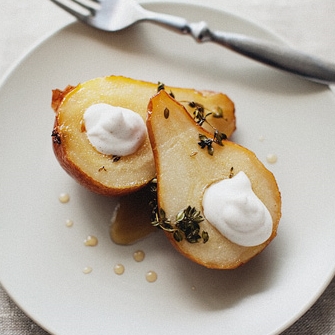 HONEY ROASTED PEARS