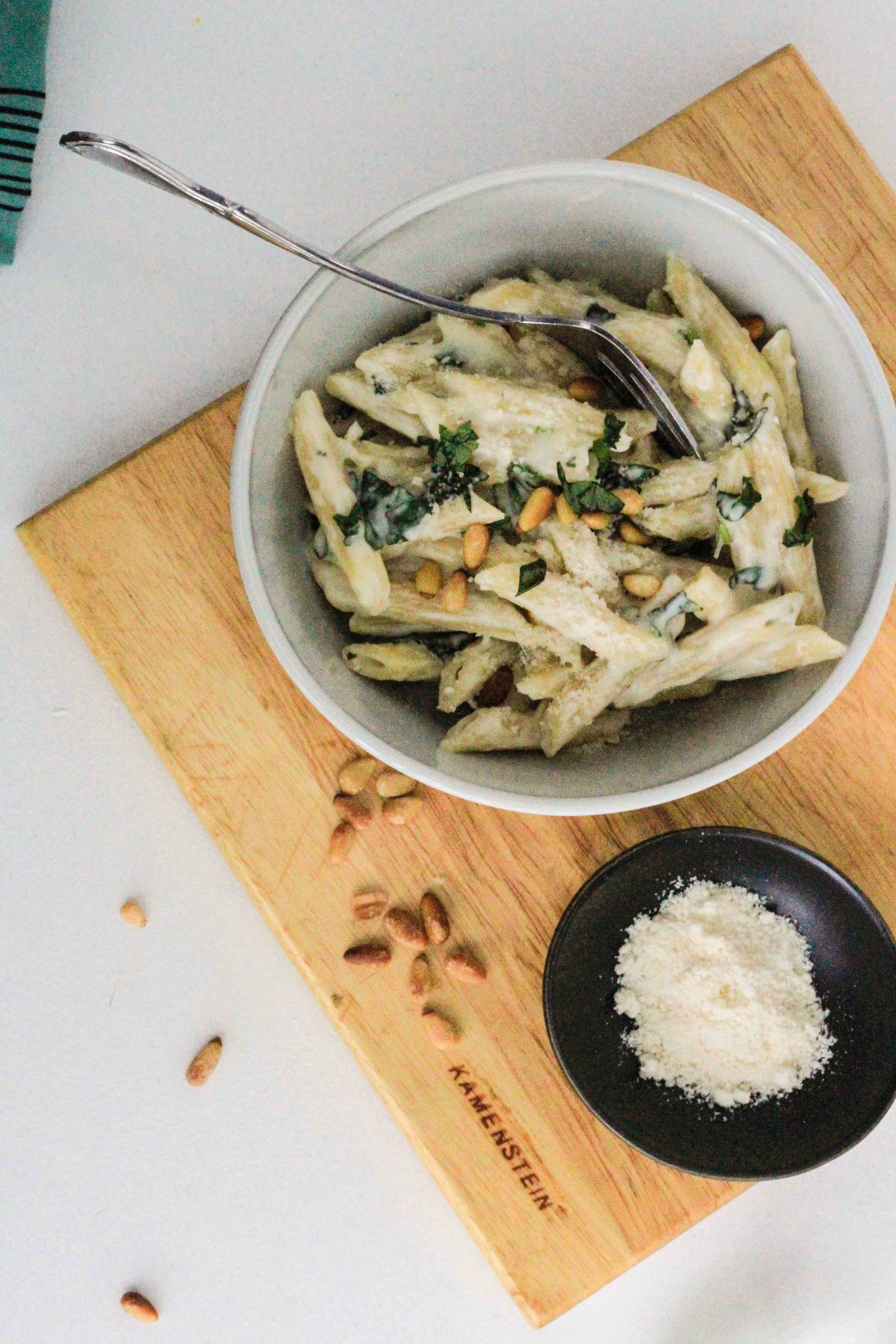 Creamy pasta with basil and pine nuts