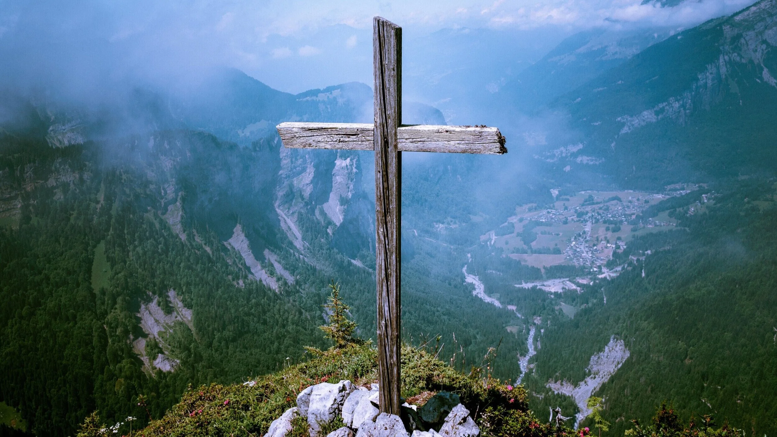 hugues-de-buyer-mimeure--wT0iS-TSZM-unsplash-squashed.jpg