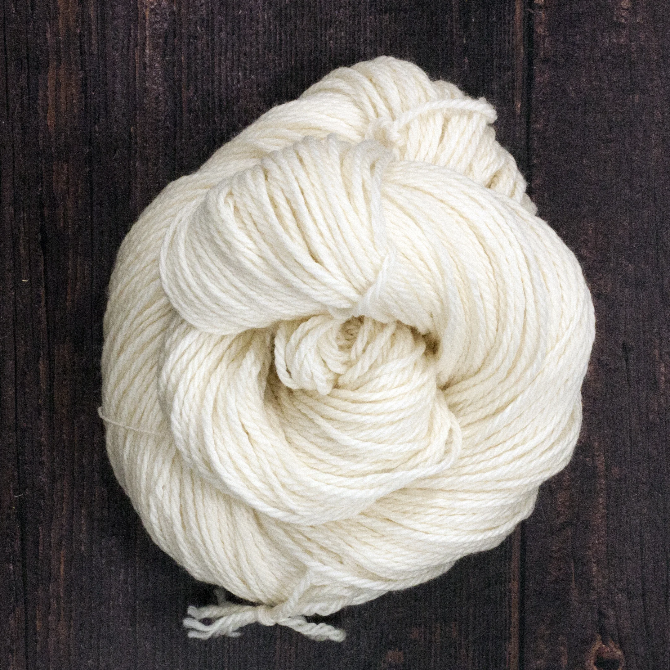 Type 49309A Ultra Aran 50s 100% Superwash Merino Wool 50g Hanks 83m per 50g (166m per 100g) 3/5nm