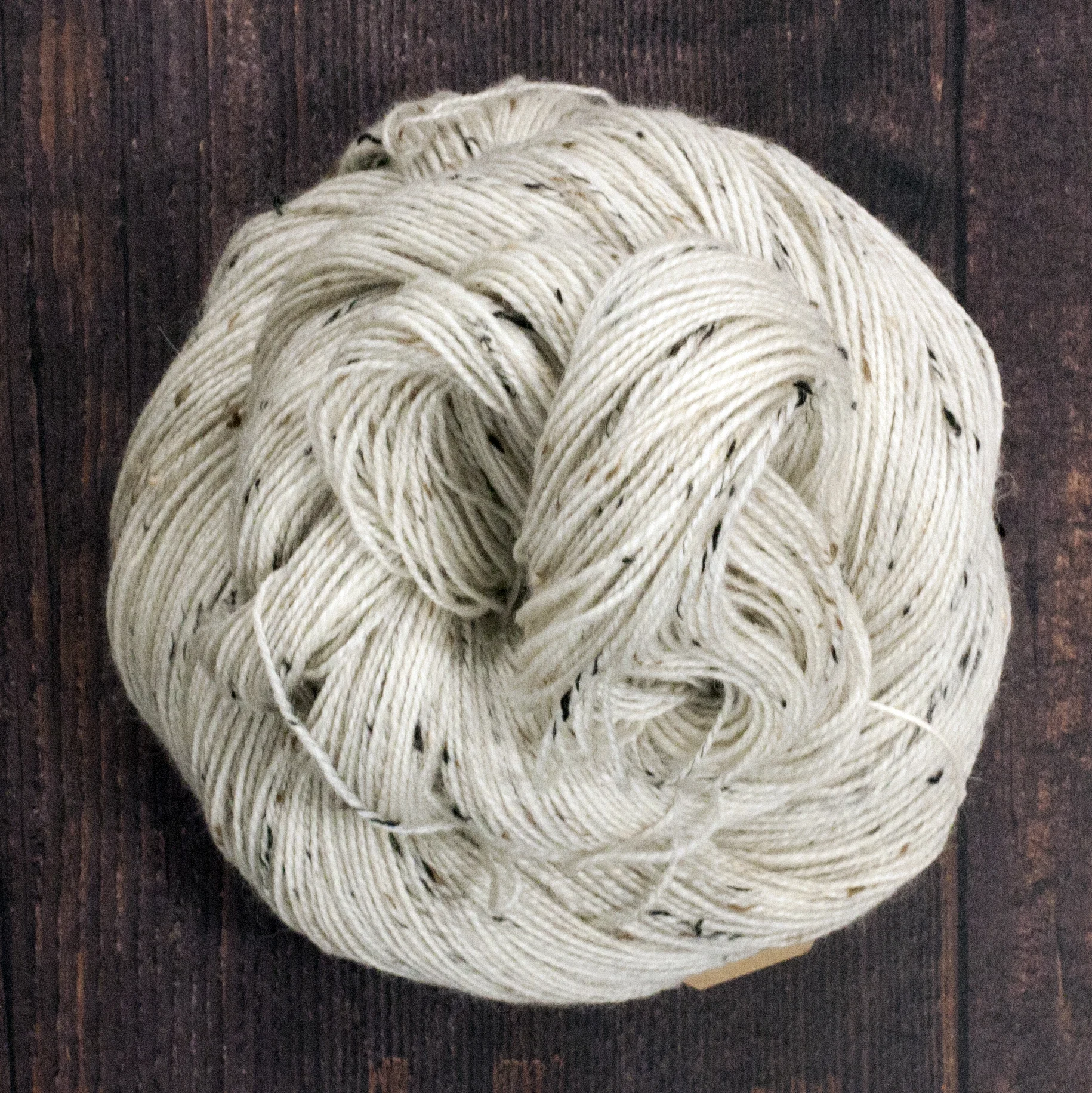 Type 49151 BFL Donegal 4ply 85% Superwash Bluefaced Leicester Wool 15% Donegal Nep 100g Hanks 400m per 100g 2/8nm