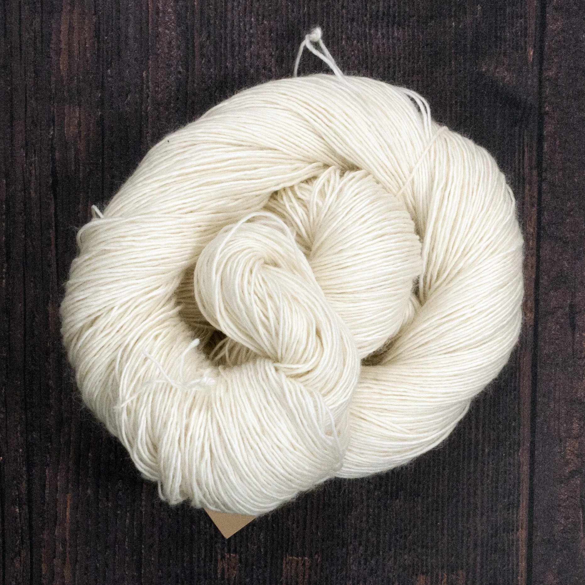 Type 49157 Singles HT 100% Superwash Merino Wool Singles 100g Hanks 366m per 100g 1/3.66nm
