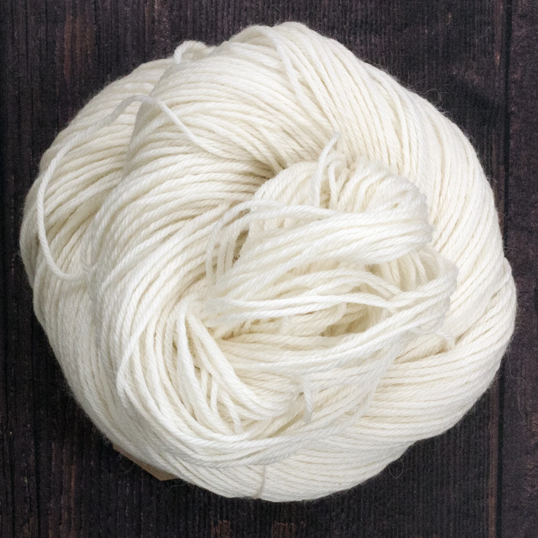Type 49103PC Bluefaced Sport 262 100% Superwash Bluefaced Leicester Wool 100g Hanks 262m per 100g 4/10.5nm