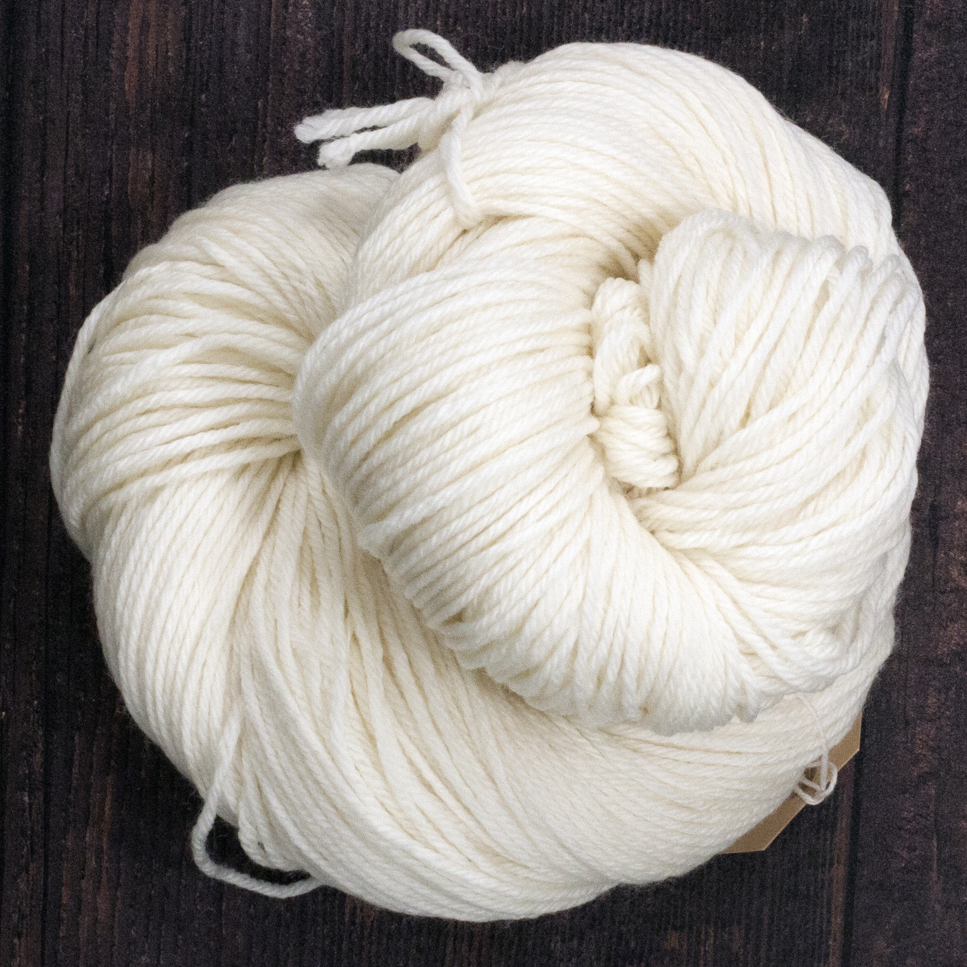 Type 49204C Ultra DK 50s 100% Superwash Merino Wool 50g Hanks 112m per 50g (225m per 100g) 4/9nm