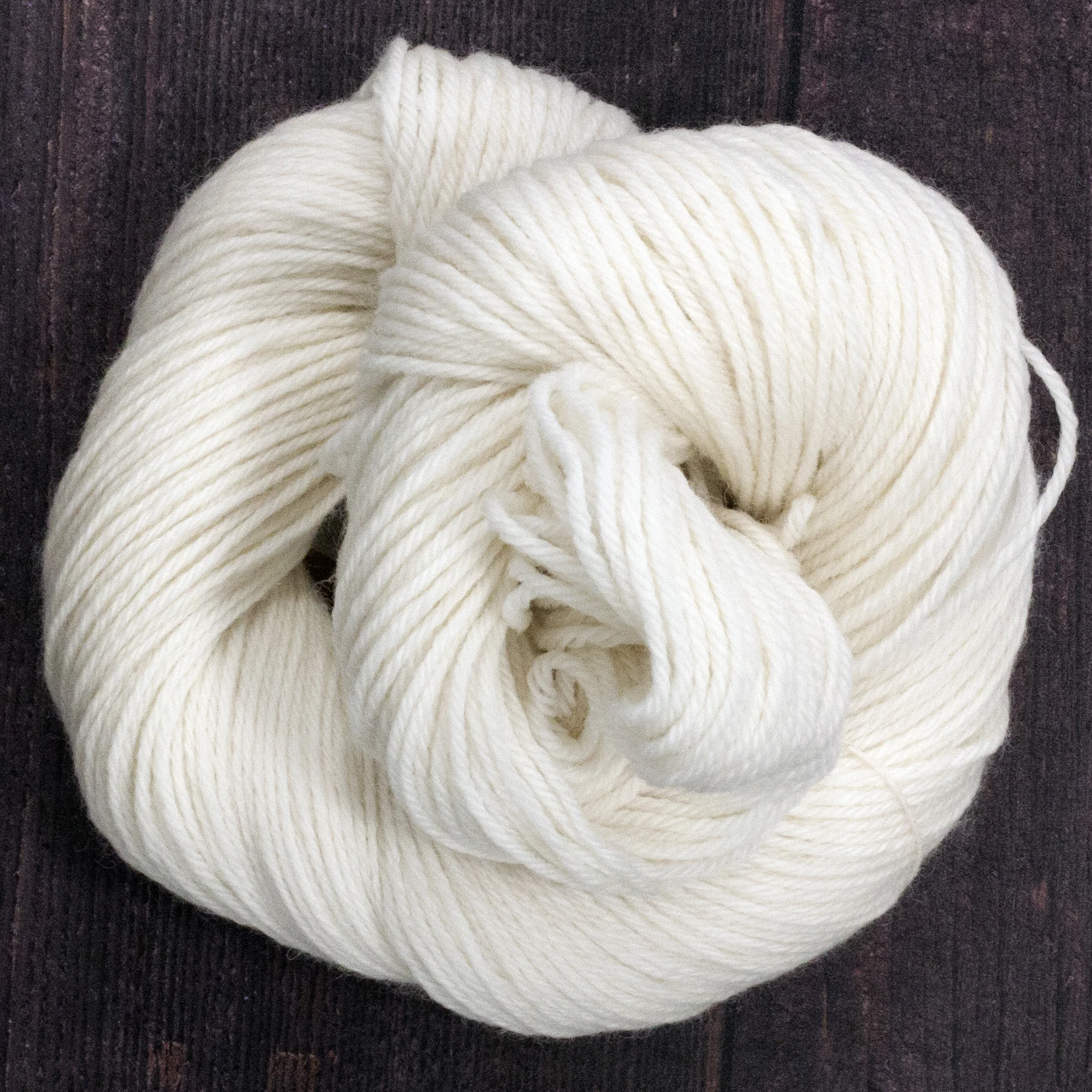 Type 49207 Organic DK 100% Organic South American Merino Wool 100g Hanks 225m per 100g 4/9nm