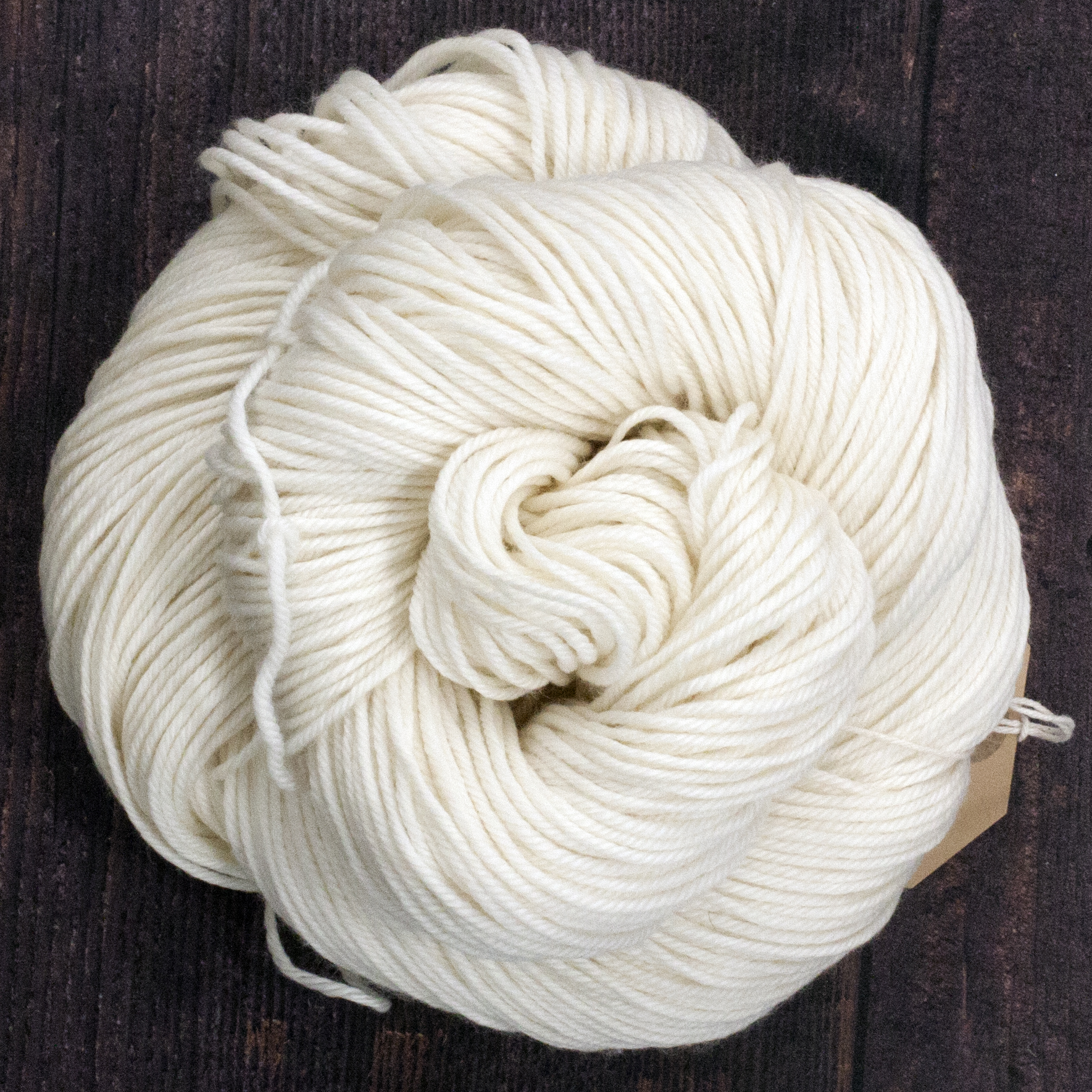 Type 49208 MCN DK 80% Superwash Merino Woo 10%Cashmere 10% Nylon 100g Hanks 212m per 100g 4/8.5nm