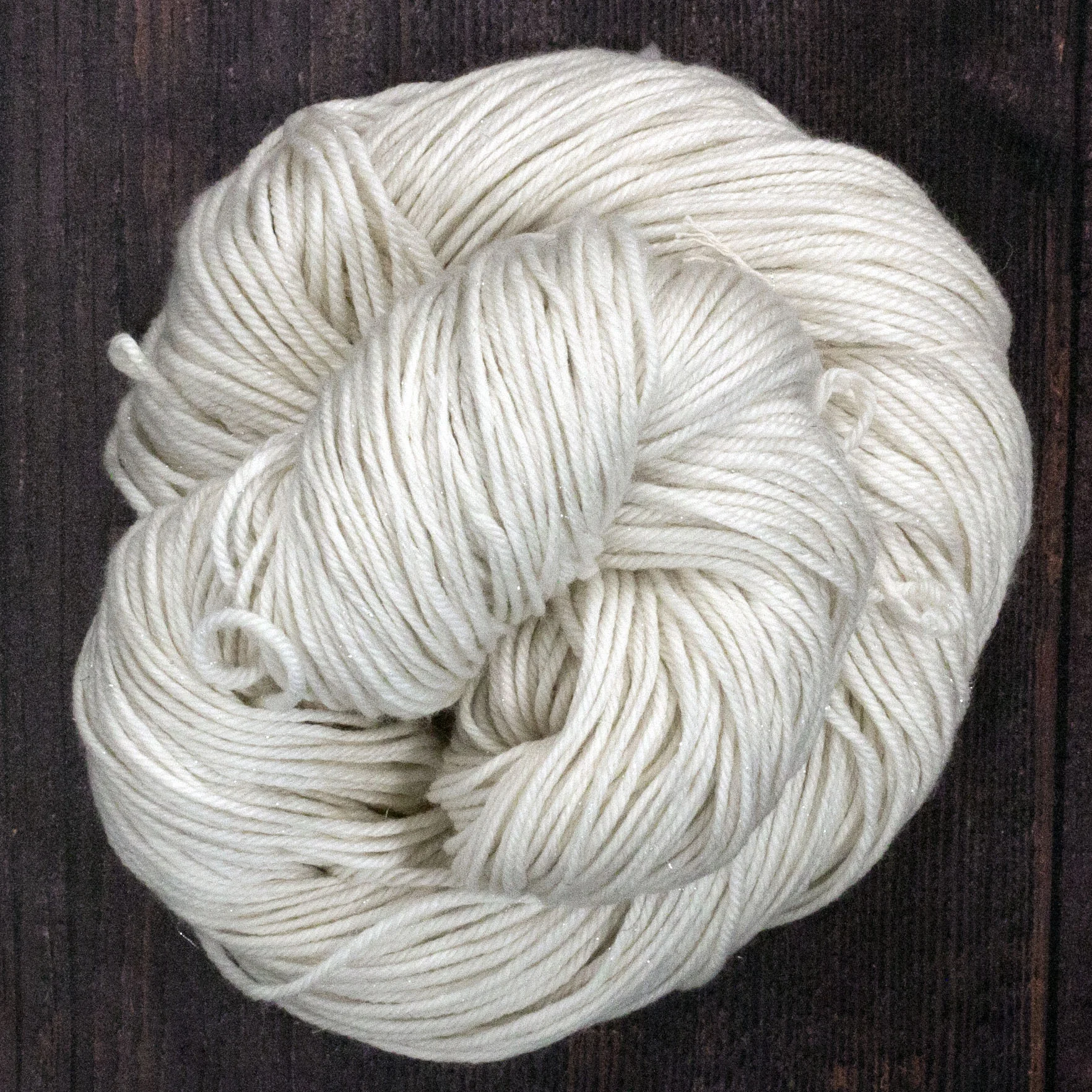 Type 49216 Non SW Silver Sparkle DK 75% Extrafine Merino 20% Silk 5% Silver Stellina Sparkle 100g Hanks 212m per 100g 4/8.5nm